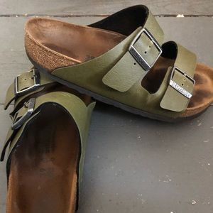 Olive Green Arizona Birkenstock’s